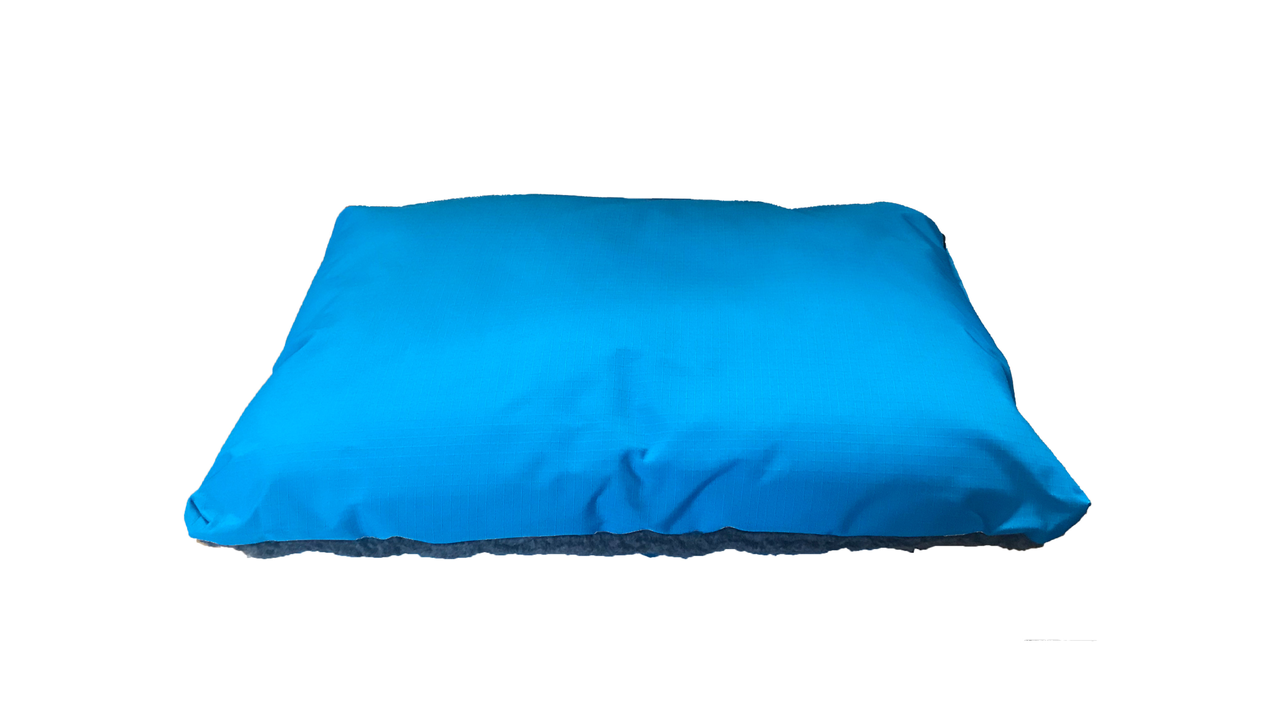 Rectangle Bed - cyan blue/black